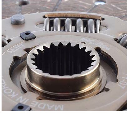 KIT EMBRAGUE TOYOTA HILUX 1.6 1Y 84-88/1.8 2Y 89-93/2.4 22R 94-97 3PCS VALEO KR UB2B3