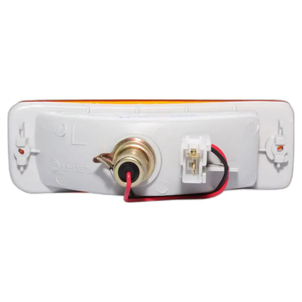 FAROL ESTACIONAMIENTO TOYOTA HILUX 89-97 IZQUIERDO  TW UB15C2