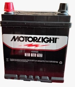 [22977] BATERIA 35 AMPERES MOTORLIGHT 320 CCA POSITIVO IZQUIERDO BI-BORN CON PESTAÑA 