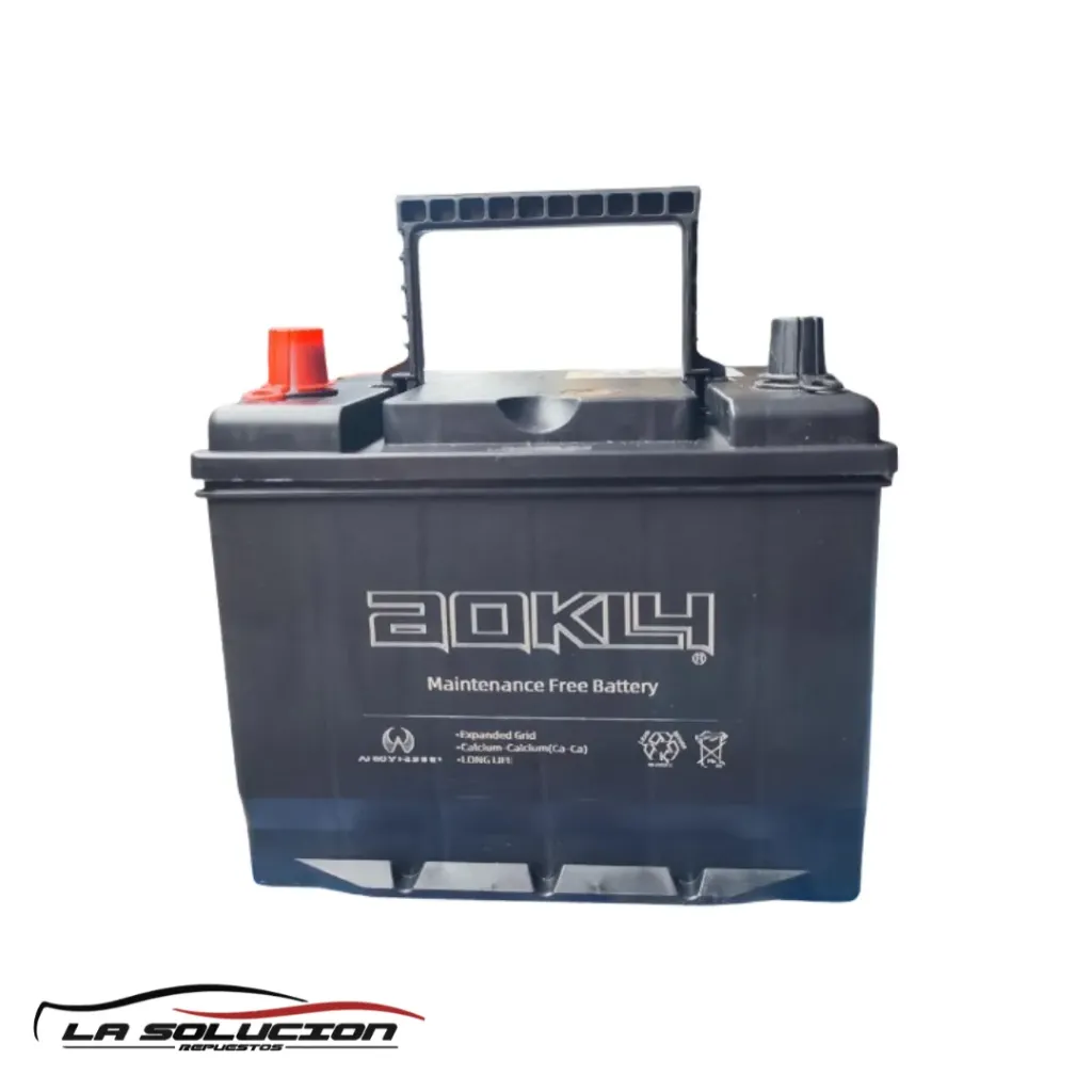 BATERIA 60 AMPERES AOKLY CCA 600 POSITIVO IZQUIERDO C/PESTAÑA (SMF-86-610 ) REEMPLAZA 55D23R S85B60R