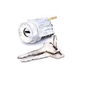 [5358] CHAPA CONTACTO TOYOTA HILUX 2.4 94-97 TW (69057-35030) UB19C1