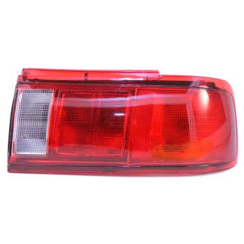 [5694] FAROL TRASERO NISSAN V16 05-10 DERECHO  TW 