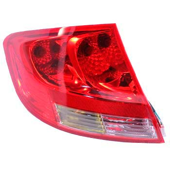 [5977] FAROL TRASERO CHEVROLET SAIL IZQUIERDO  10-17 TW (90765125) UB8D1